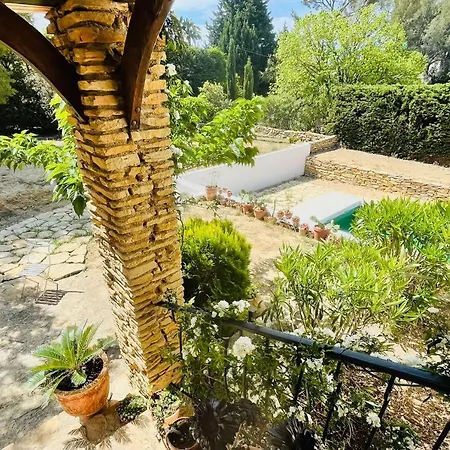 Villa Lola Yourhosthelper